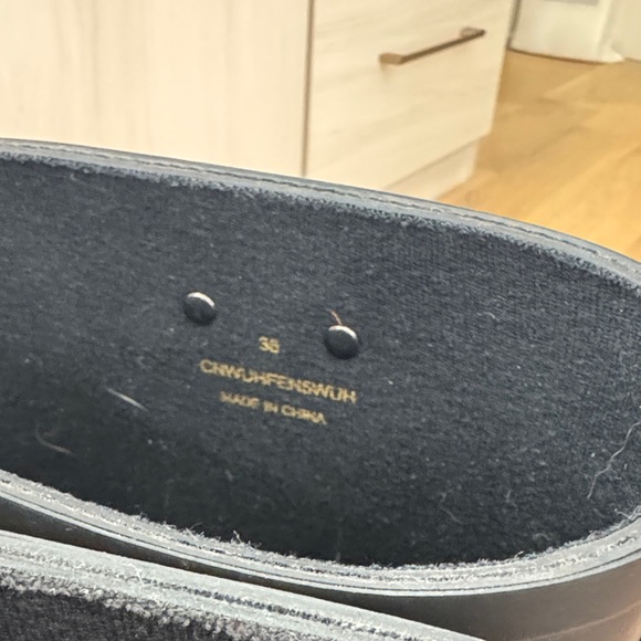 Burberry Black and Tan Checkered Boots - Picture 14 of 17